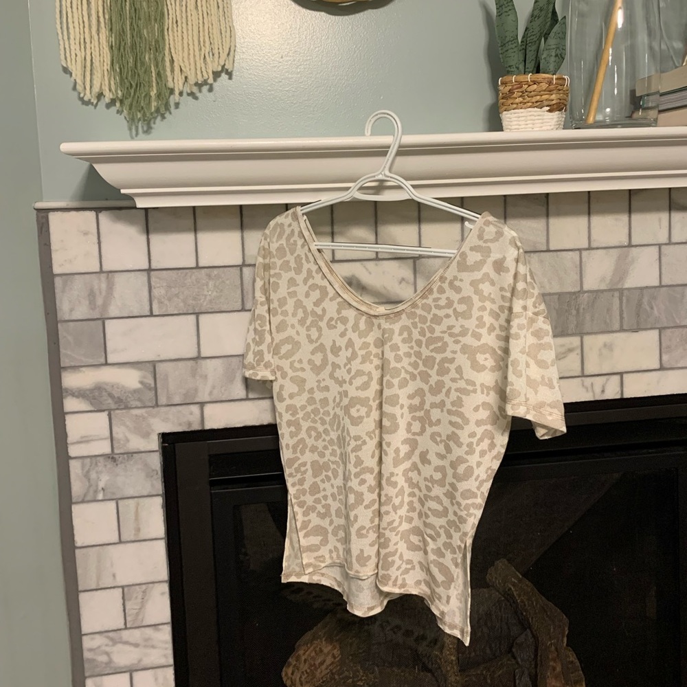 Off shoulder shirt
